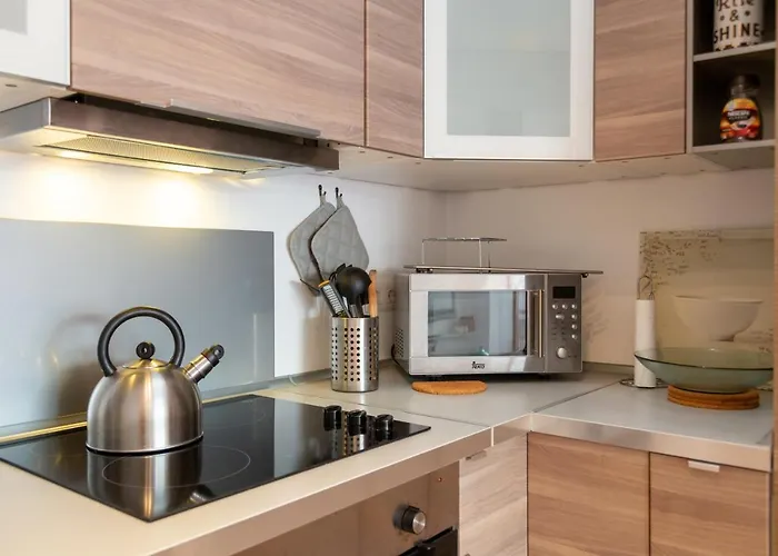 Sweet Holidays. Molinos קוסטה טגוויסה